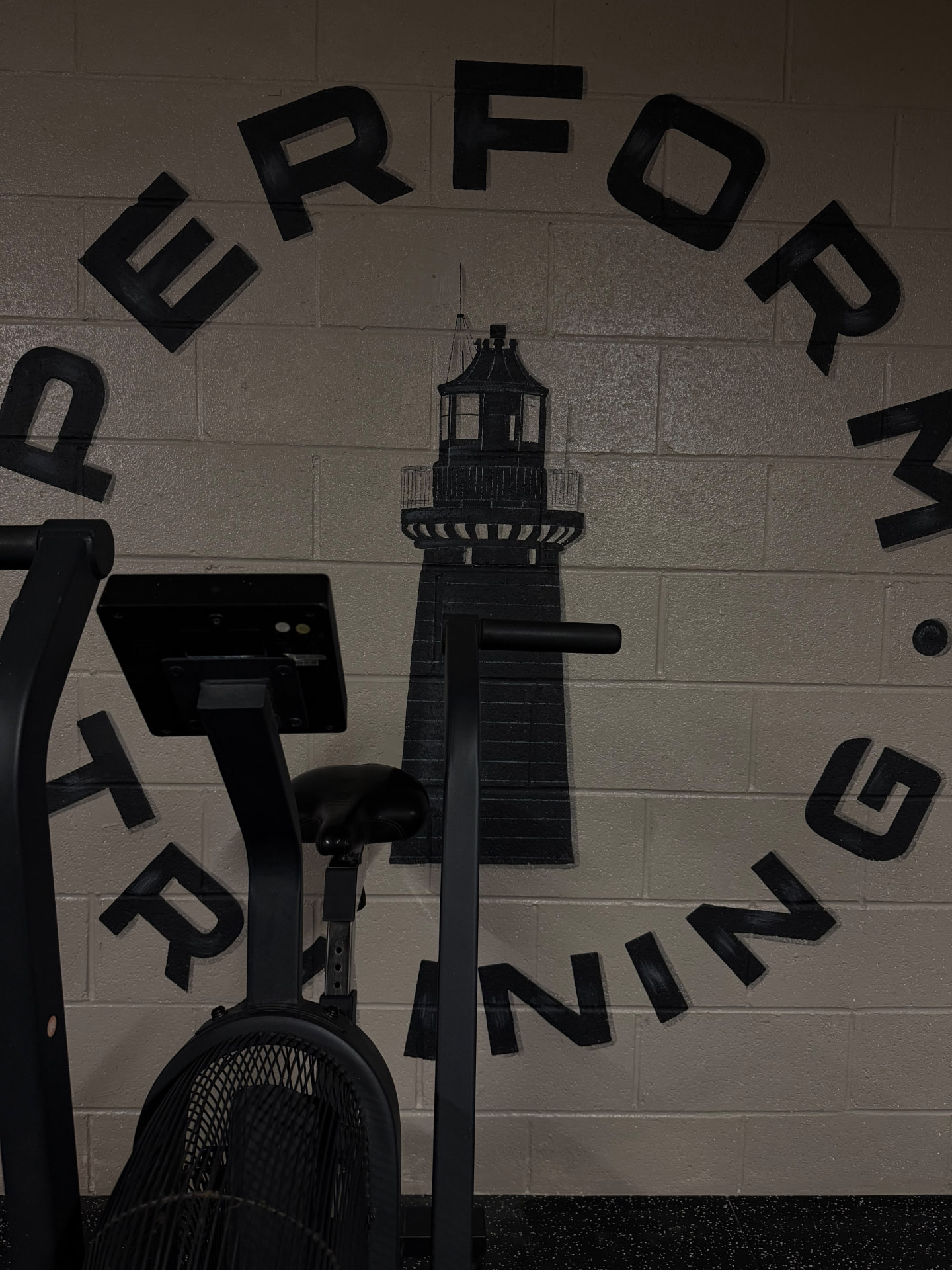 Perform Training gym interior, photo 3 of 4